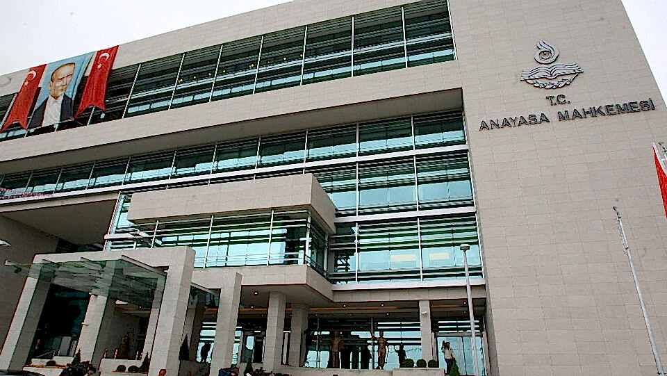 Anayasa Mahkemesi kuruluş yıldönümü sempozyum bireysel başvuru anayasal denetim yargı sistemi hukuk reformu Prof Dr Vahit Bıçak Hukuk Avukat